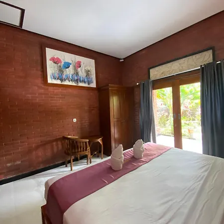 Tebu Menjangan Homestay Banyuwedang Exterior photo